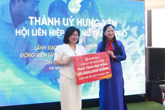 HANEL TRAO HỌC BỔNG CHO HỌC SINH GIỎI THÀNH PHỐ HƯNG YÊN LÀ TRẺ EM MỒ CÔI VÀ TRẺ EM CÓ HOÀN CẢNH KHÓ KHĂN NĂM HỌC 2023- 2024